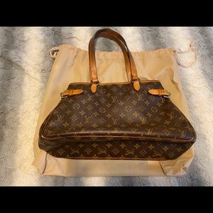 **SOLD** Authentic Louis Vuitton Monogram Tote